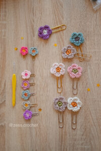 Patron tutoriel crochet PDF gratuit Marque-pages trombones fleuris accessoires- Zess Crochet