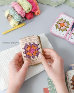 patron crochet pochette porte cartes granny