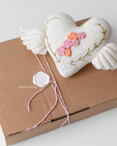 kit crochet coeur ex voto deco