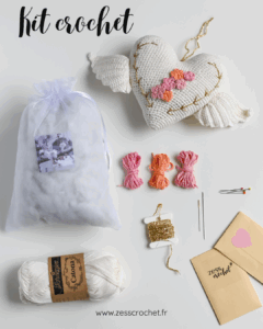 kit crochet coeur ailes fleurs
