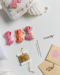 kit crochet coeur ailes fleurs