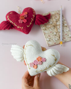 kit crochet coeur ailes fleurs