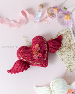 kit crochet coeur ailes fleurs