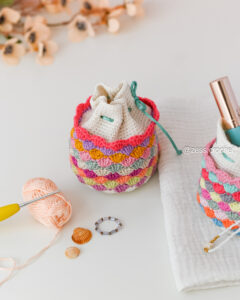 Tuto crochet PDF pour bourse pochon fait main coloré, facile à réaliser au crochet