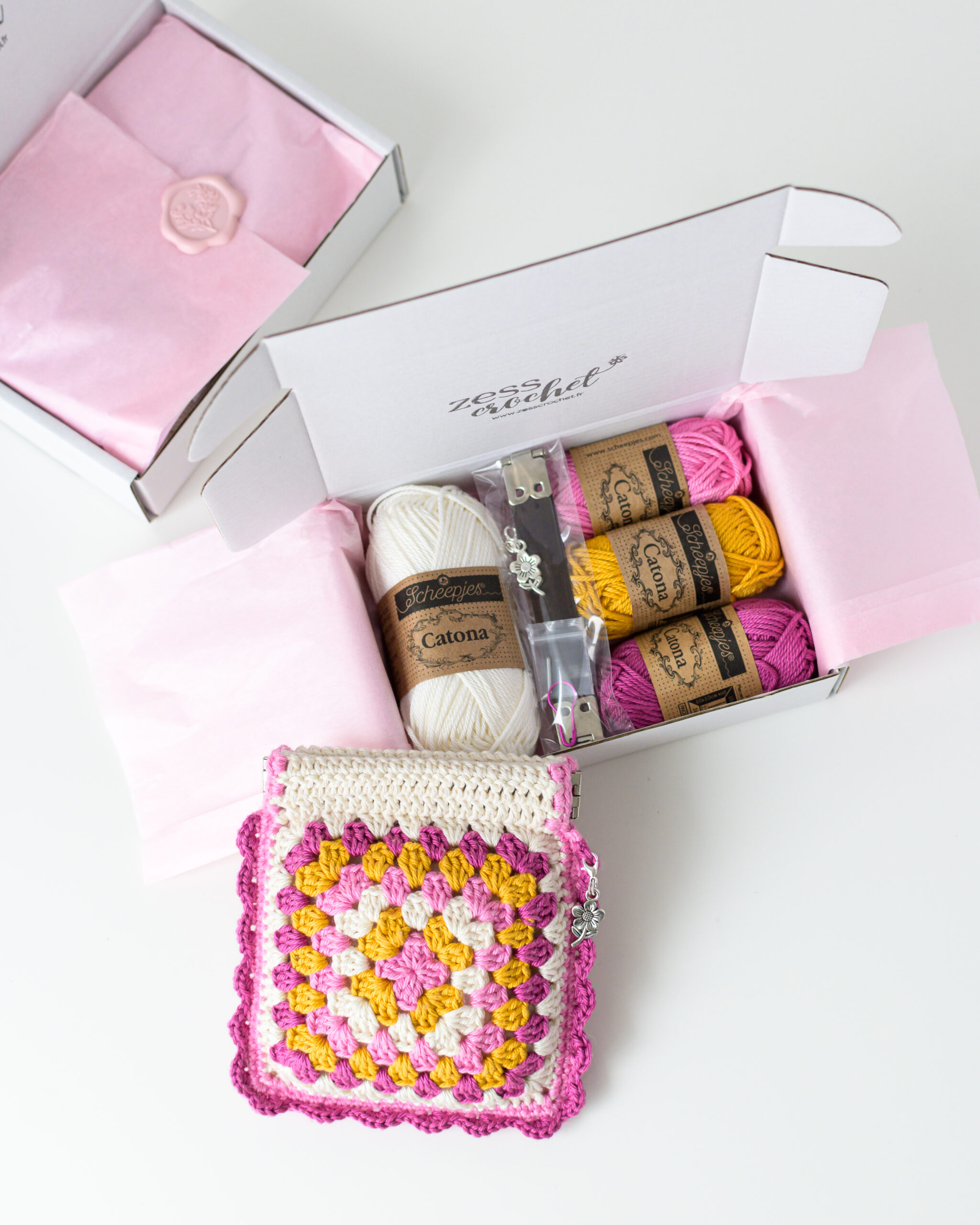kit crochet pochette granny square